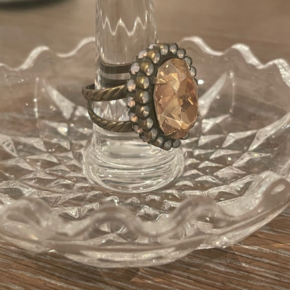 Sorrelli Oval Halo Cocktail Ring - Picture 5 of 5